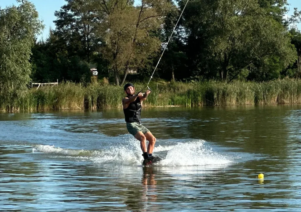 Strona główna 13 wakepark na jeziorze